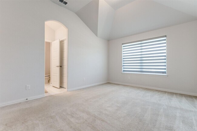 Building Photo - 13445 Loyla Ct