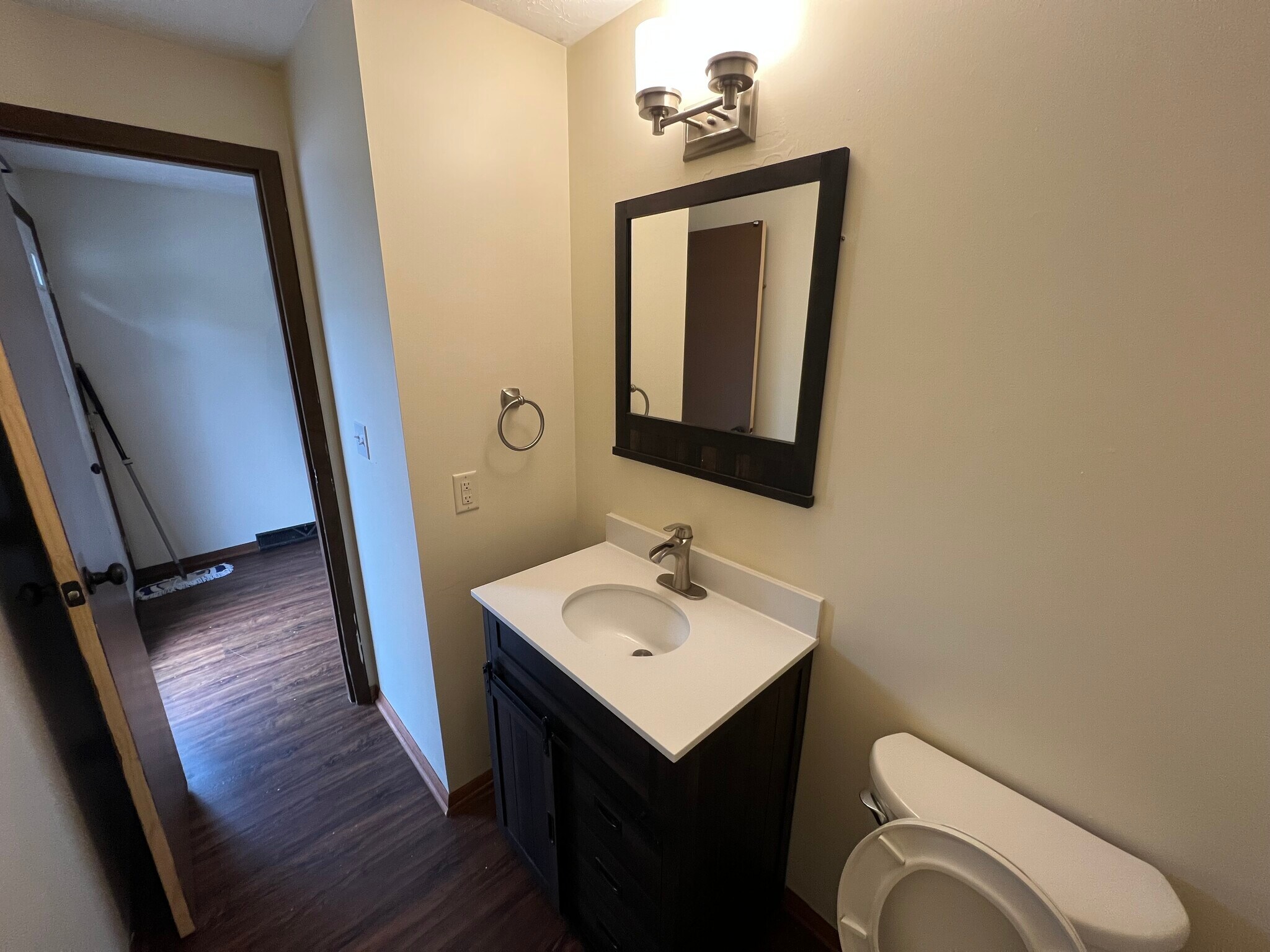 Building Photo - 5215 Cline Rd