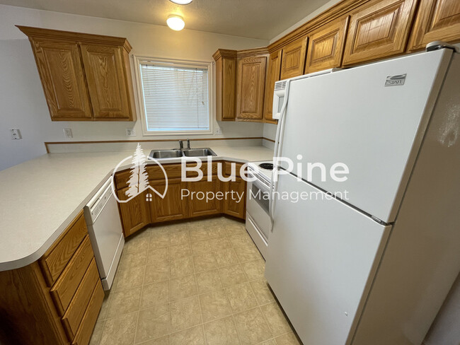 Building Photo - 3134 Chasewood Dr
