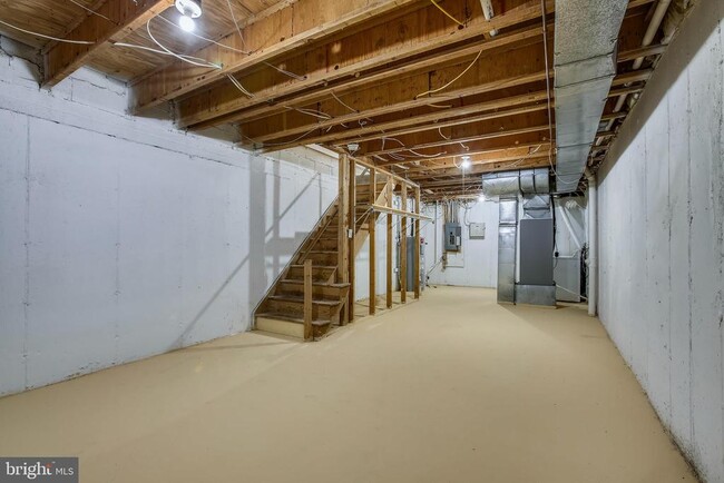 Building Photo - 1525 Oronoco St