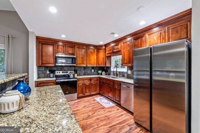 Building Photo - 2660 Indian Lake Dr