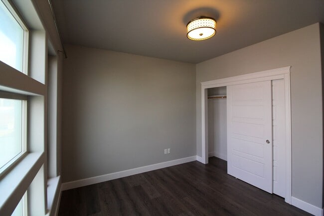 Building Photo - 3 bedroom, 2 bath home in Kennewick