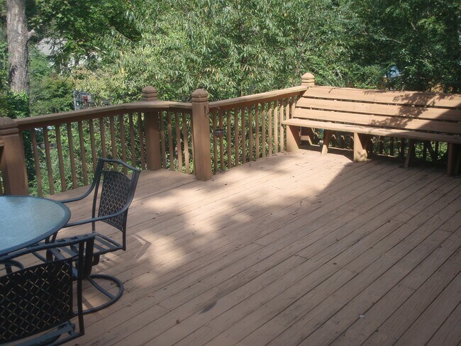 Large rear deck - 60 Barnard Avenue