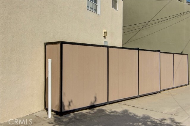 Building Photo - 136 Venetia Dr