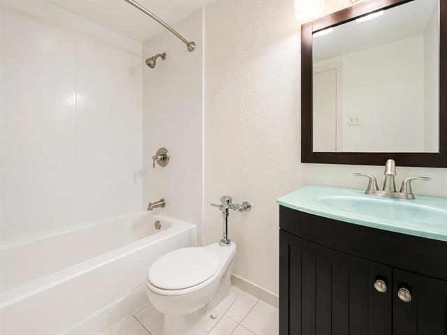 Building Photo - 3883 Turtle Creek Blvd