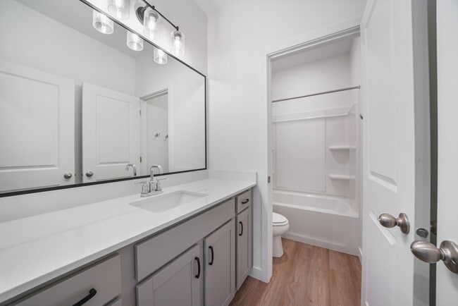Building Photo - 3153 N Stardew St