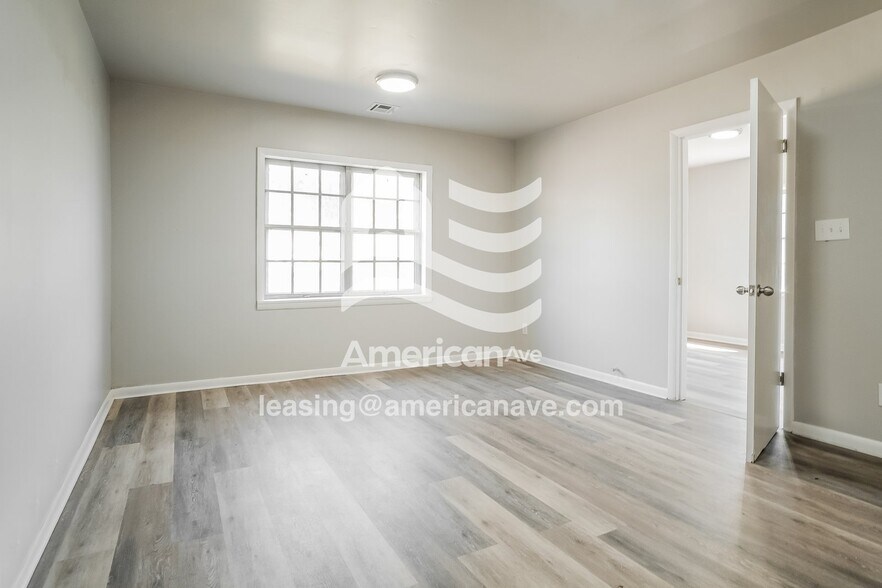 Building Photo - 1627 N Atlanta Ct