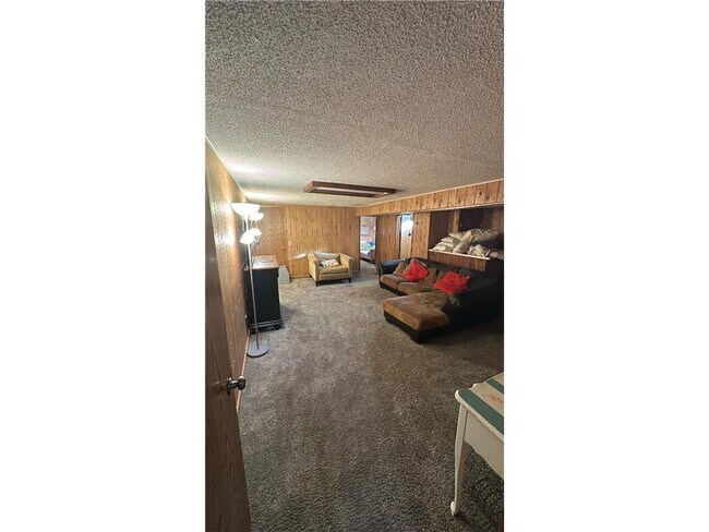 Building Photo - 8327 13th Ave S