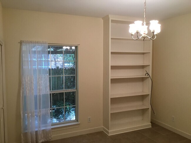 Building Photo - KENSINGTON SUBDIVISION IN FAIRHOPE