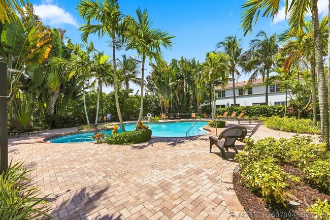 Building Photo - 4585 Tara Cove Way