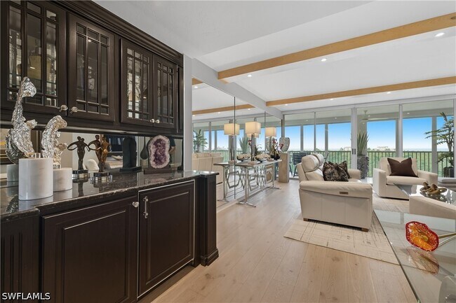 Building Photo - 7515 Pelican Bay Blvd