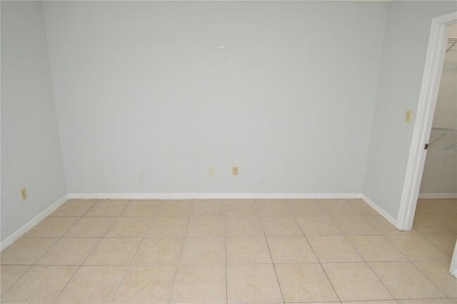 Building Photo - 10265 Gandy Blvd N