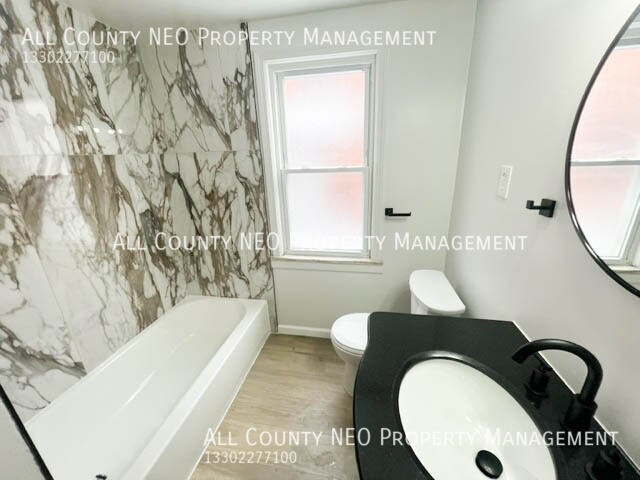 Building Photo - 13526 Cedar Rd