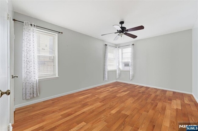 Building Photo - 2520 John F. Kennedy Blvd