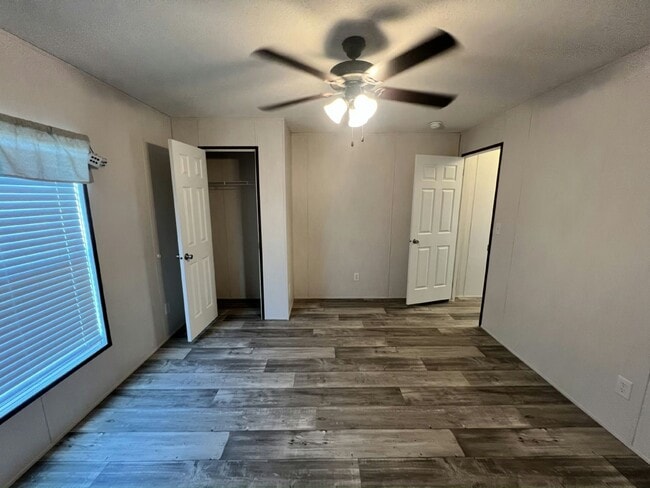 Building Photo - 31 Park Pl