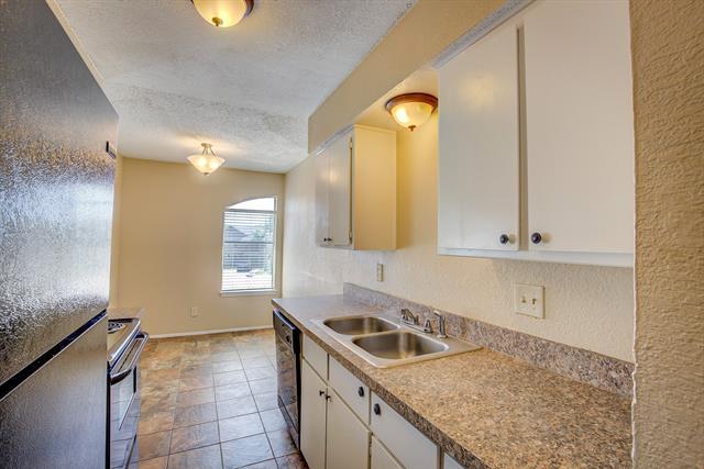 Building Photo - 5113 Herrick Ct