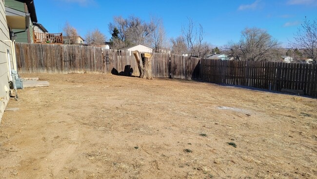 Building Photo - 4 Bedroom, 1.75 Bathroom - Freshly Updated! Available Now!