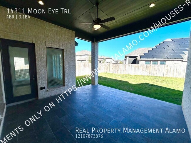 Building Photo - AVAILABLE NOW! Lovely 4 Bedroom / 3.5 Bath...