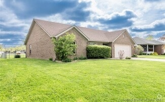Building Photo - 4105 Lakeside Dr