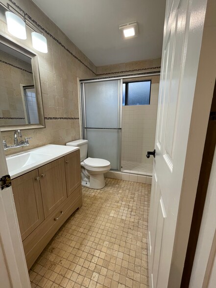 Building Photo - 25660 Allen Way