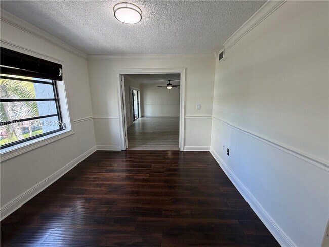 Building Photo - 3582 NE 171 St