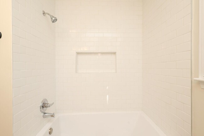 Building Photo - 937 Green Cir Dr