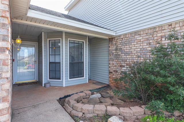 Building Photo - 8073 Bonnie Cir