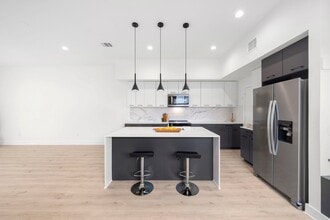 Building Photo - 1512 Barbee St