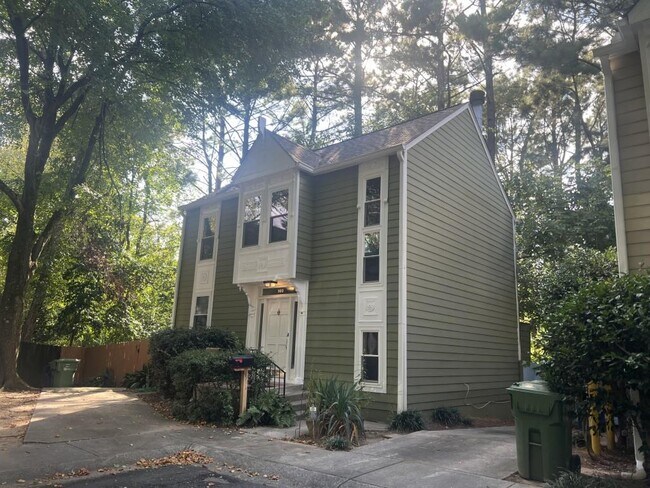 Building Photo - 503 Midtown Pl