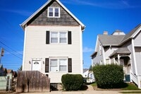 Building Photo - 442/444 E Lincoln