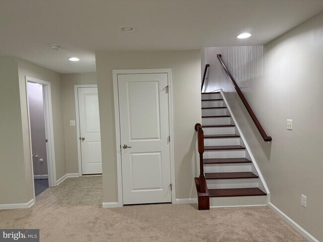 Building Photo - 922 Magnolia Blossom Ct
