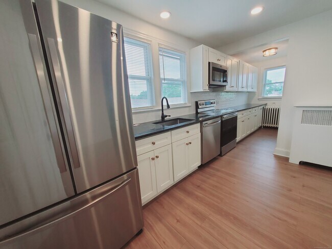 Primary Photo - 16 Highland Rd
