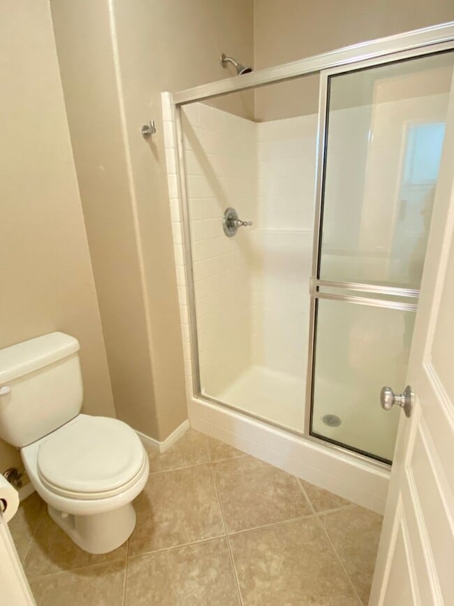 Building Photo - Well Kept 2 Bedroom townhome in San Marcos