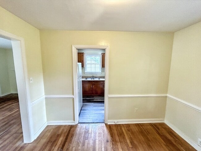 Building Photo - 1225 Blue Jay Ln