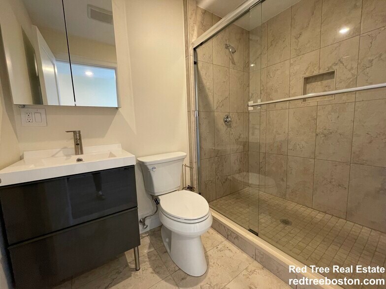 Building Photo - 1030 Commonwealth Ave