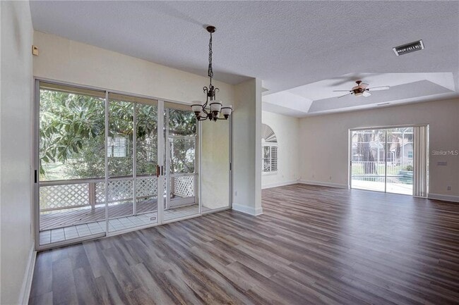 Building Photo - 2208 Hampstead Ct