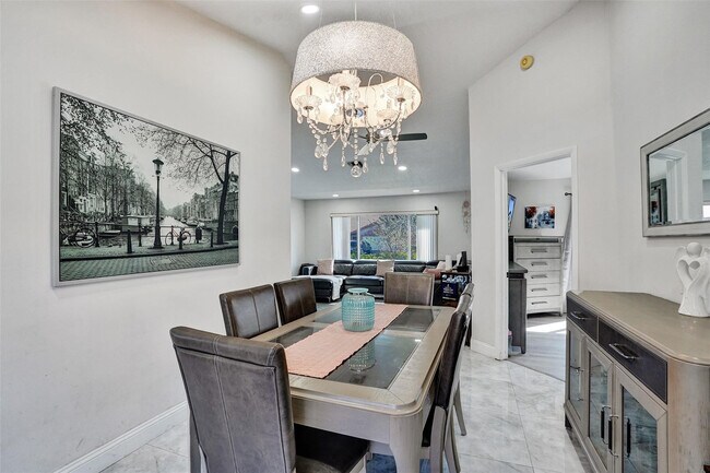 Building Photo - 7909 NW 19th St