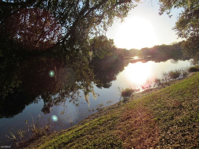 Building Photo - 8500 Belcher Rd N