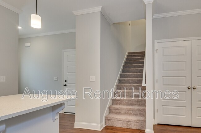 Building Photo - 5352 Nikki Way