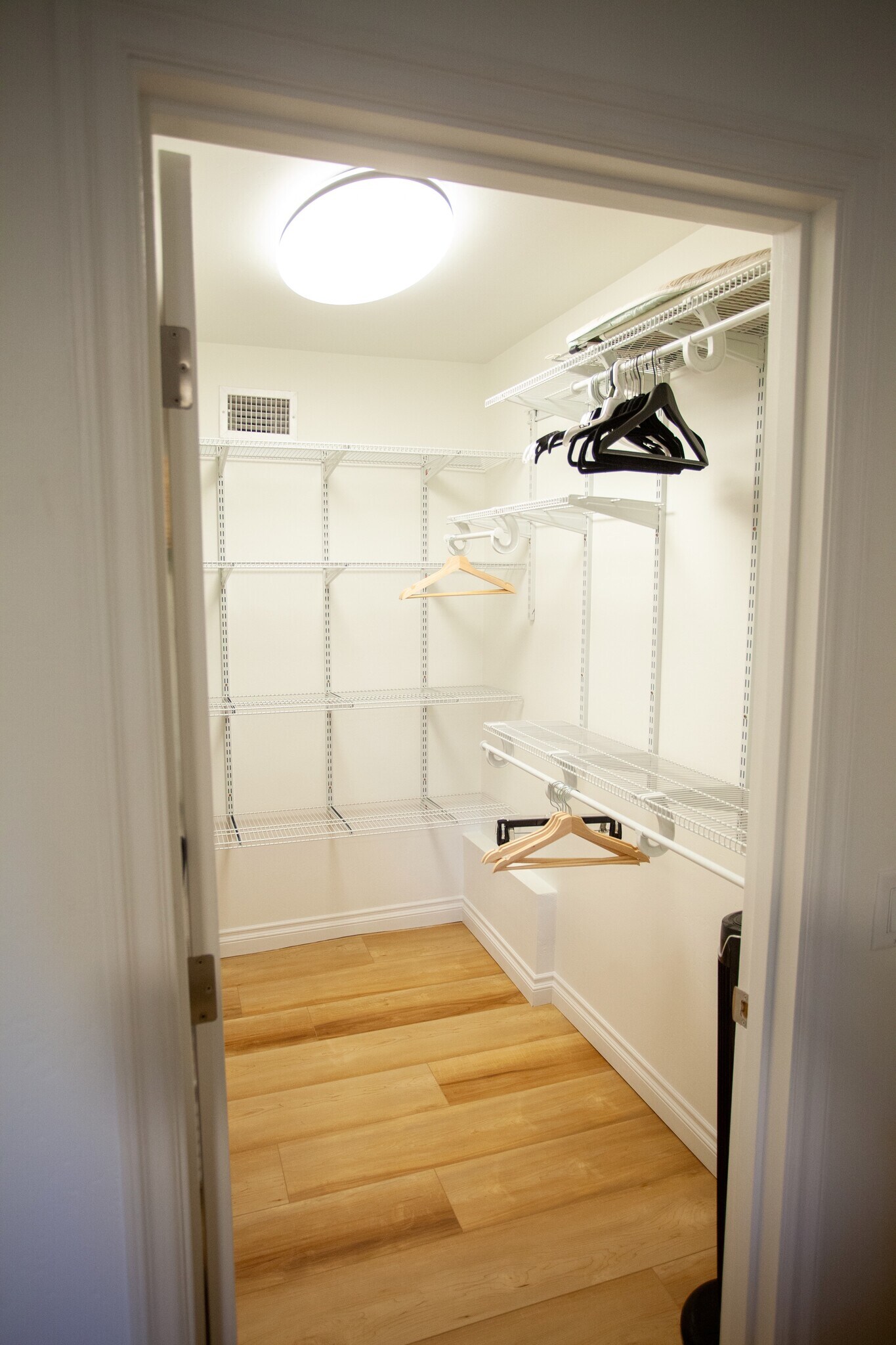 Building Photo - 1804 N Beaver St