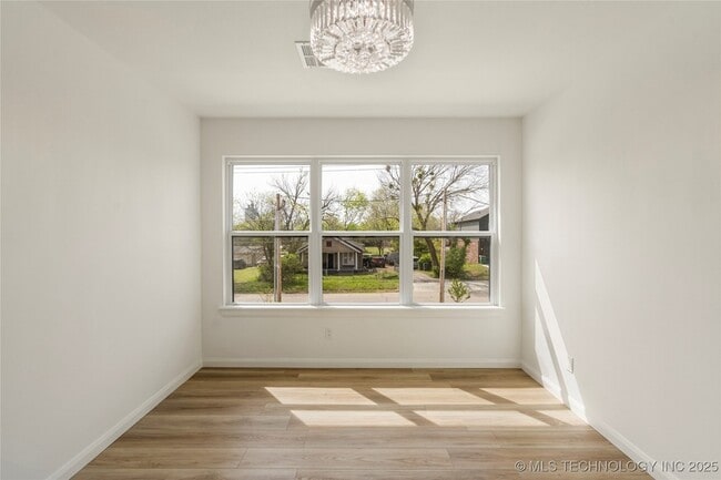 Building Photo - 101 N Atlanta St