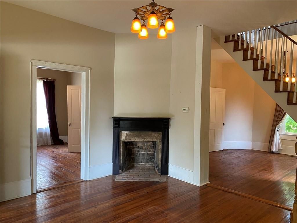 Building Photo - 101 1st Ave NW