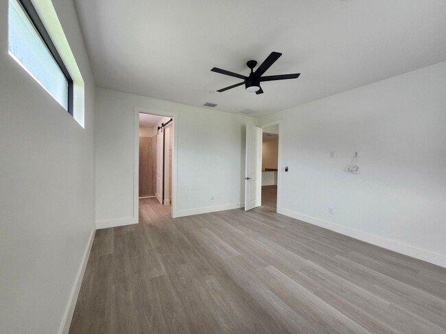 Building Photo - Brand new 3 bedroom 2 bath