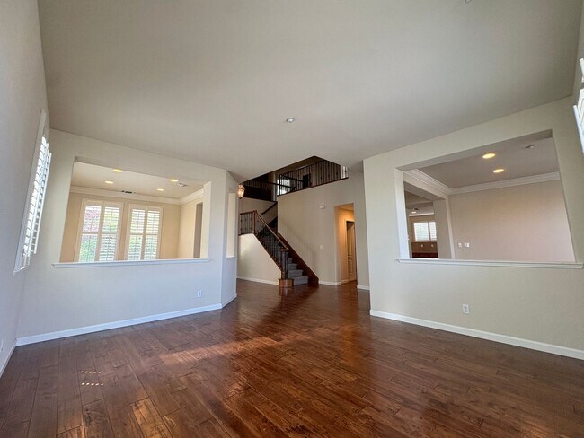 Building Photo - 2855 Sandyhills Ln