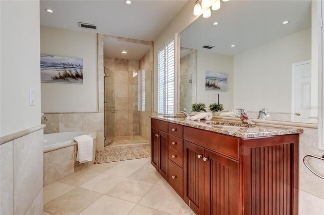 Building Photo - 218 Sand Key Estates Dr