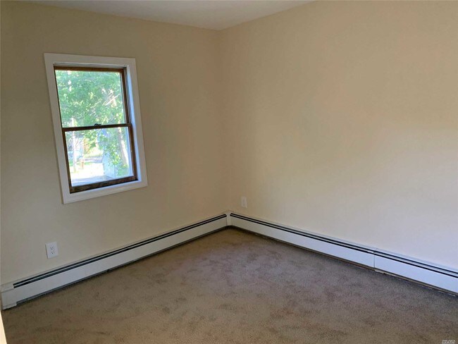 Building Photo - 177 Mastic Blvd