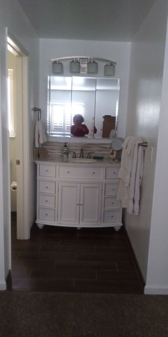 Building Photo - Fully Furnished Condo