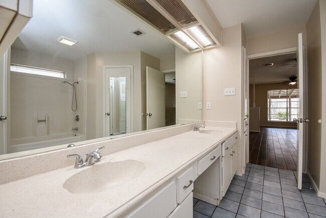 Building Photo - 22814 Coriander Dr