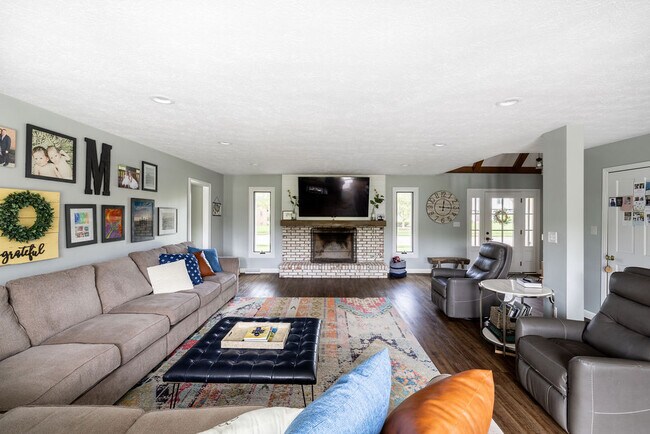 Building Photo - 12578 Royce Ct