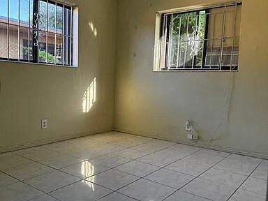 Building Photo - 1230 NE 136th Terrace